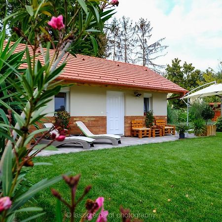 Ciprus Porta Apartmanok Балатонкенезе Экстерьер фото