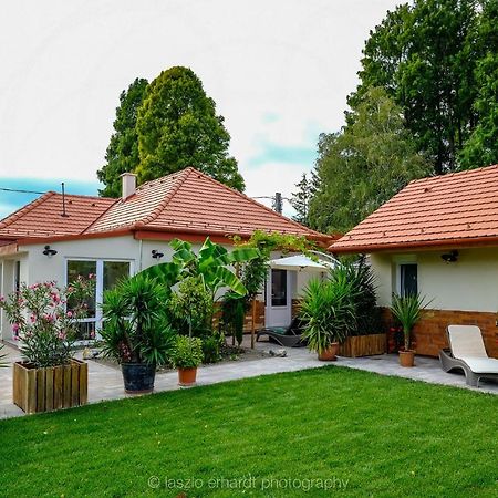 Ciprus Porta Apartmanok Балатонкенезе Экстерьер фото