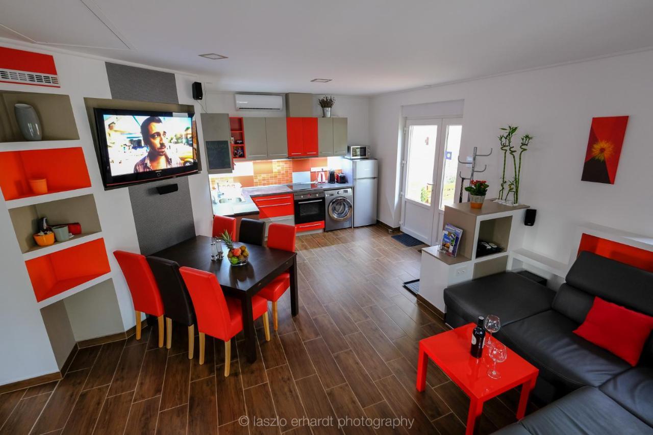 Ciprus Porta Apartmanok Балатонкенезе Экстерьер фото